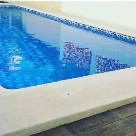 Tequila Parking , Piscina Y Playa Аликанте